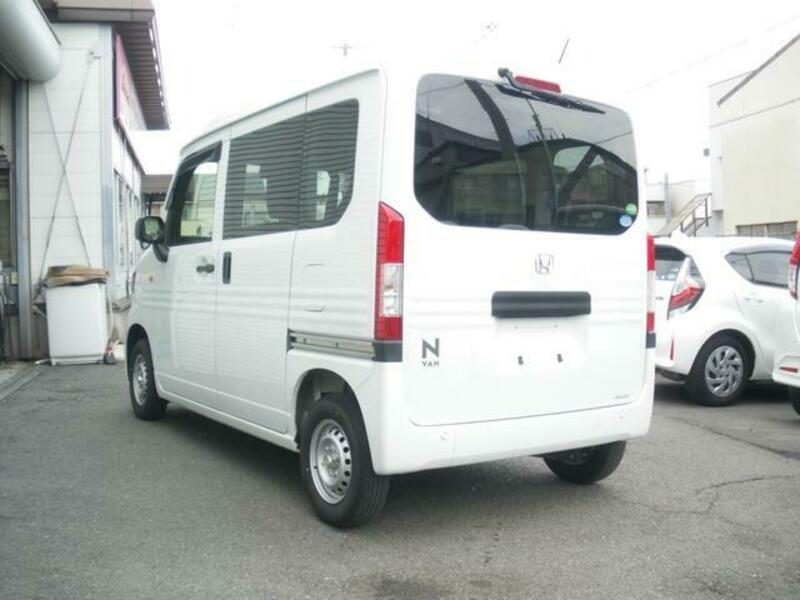 N-VAN