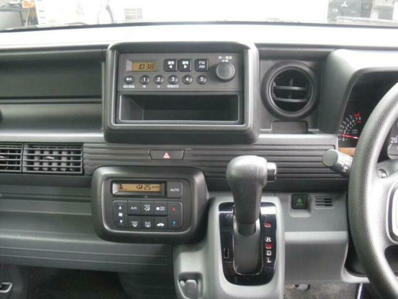 N-VAN