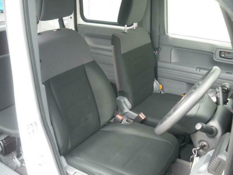 N-VAN