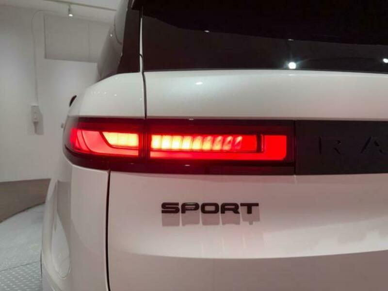 RANGE ROVER SPORT