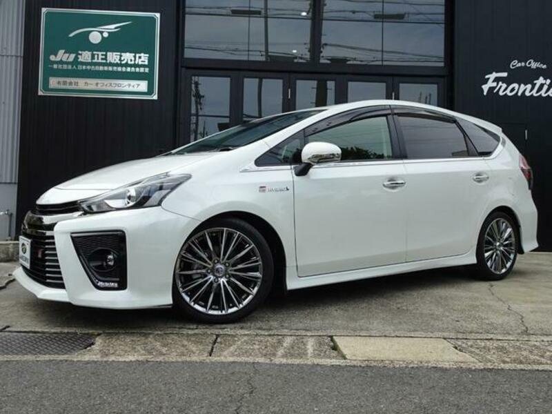 PRIUS ALPHA