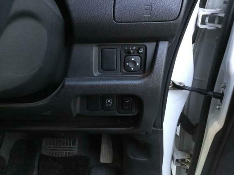 EK CUSTOM