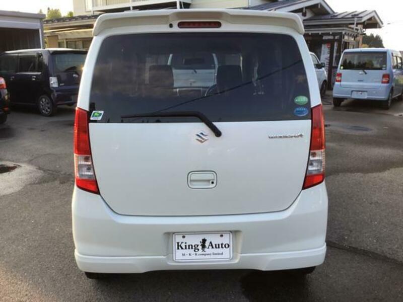 WAGON R