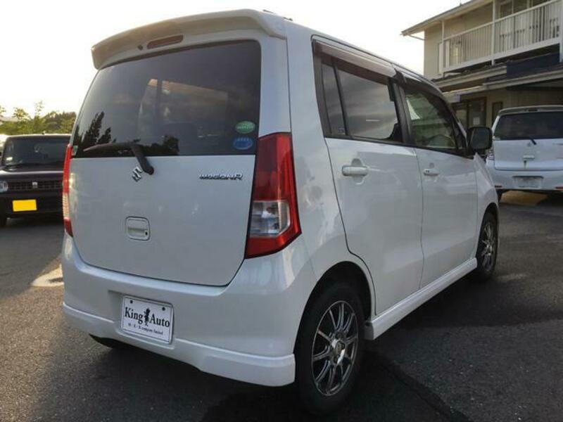 WAGON R