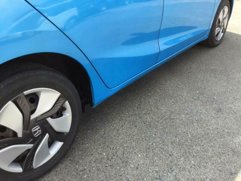 FIT HYBRID