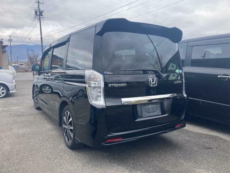 STEPWAGON SPADA