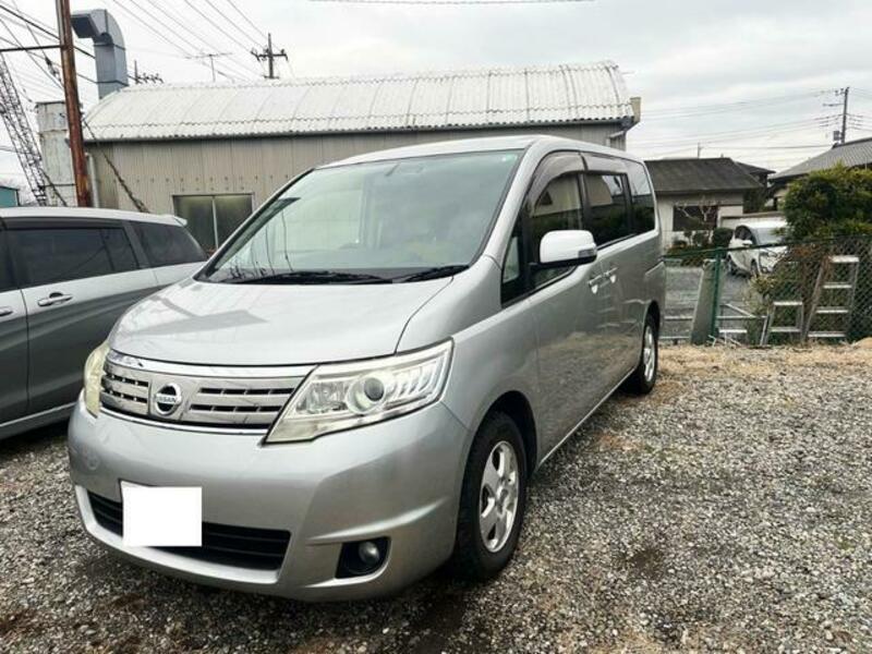 NISSAN SERENA