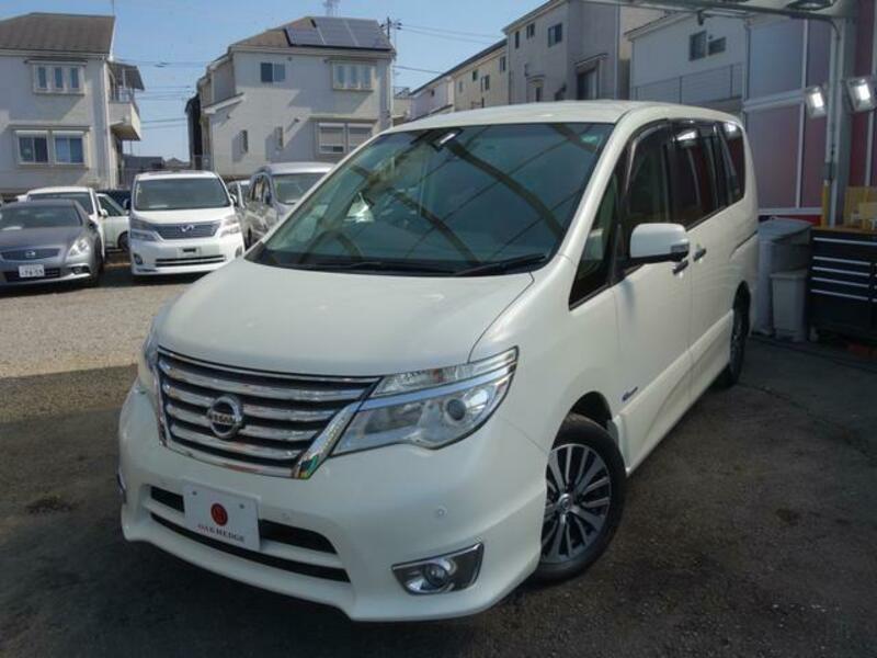 NISSAN SERENA