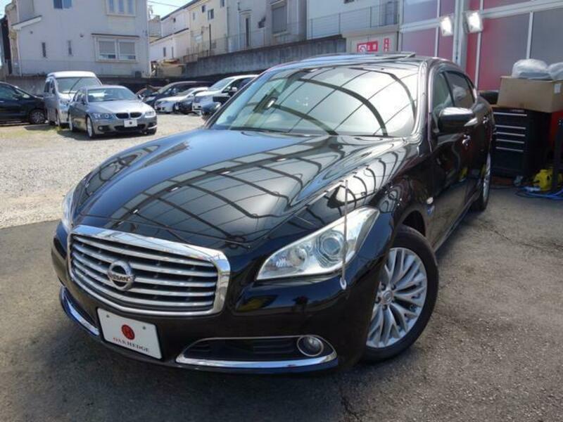 NISSAN CIMA