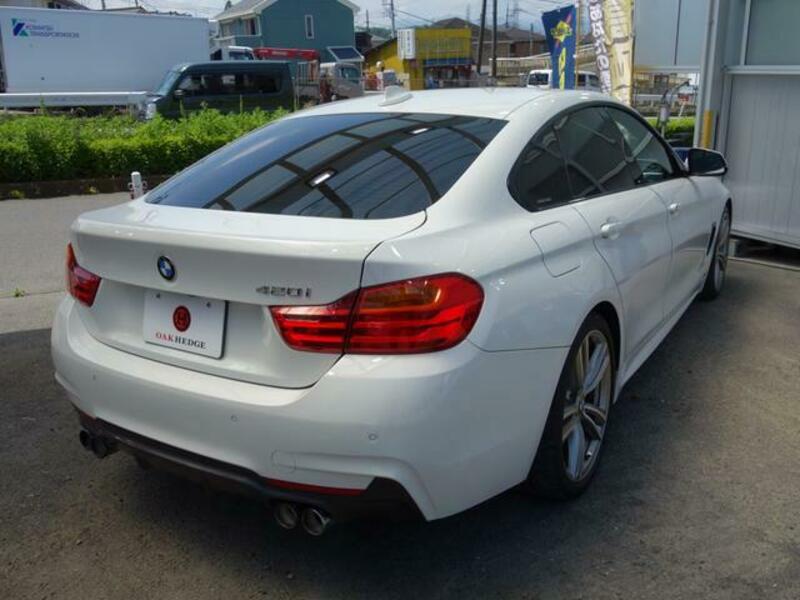 4 SERIES
