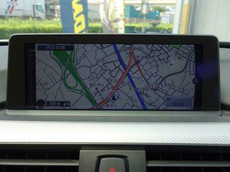 4 SERIES