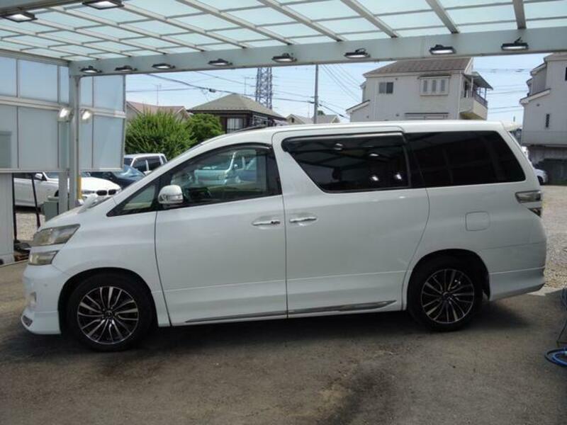 VELLFIRE