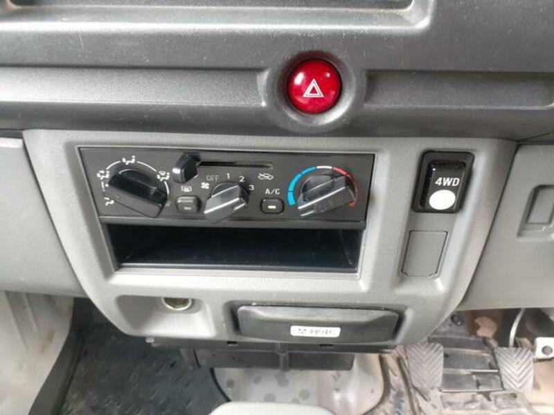 MINICAB VAN
