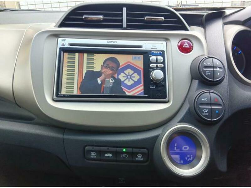 FIT HYBRID