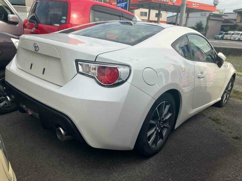 86