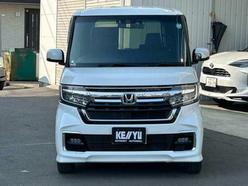 N BOX CUSTOM