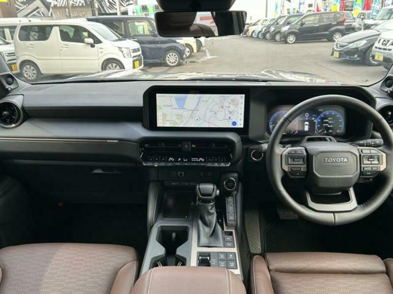 LAND CRUISER 250