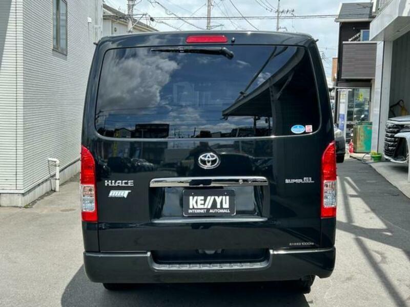 HIACE VAN