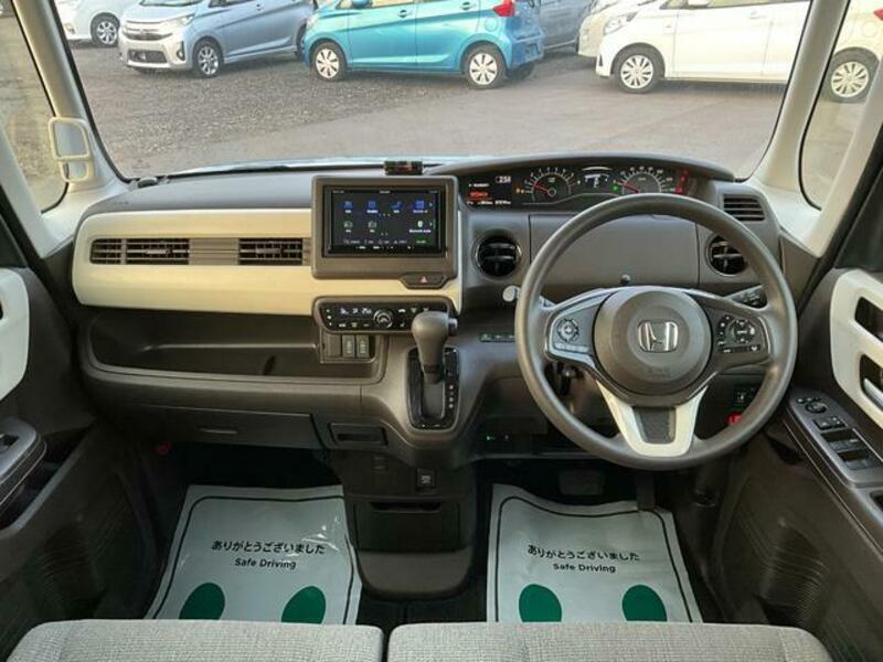 N BOX