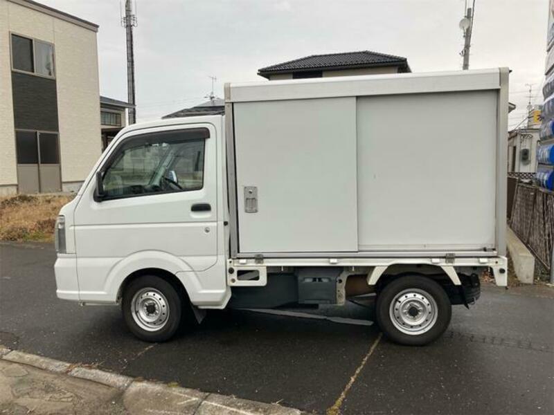 CARRY TRUCK