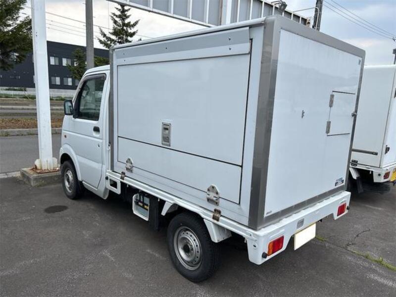 CARRY TRUCK