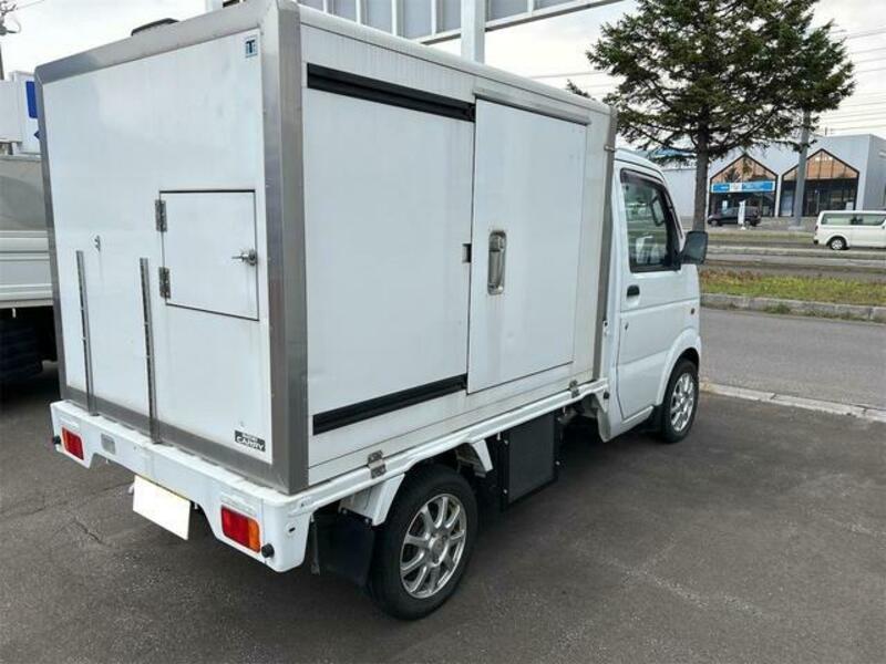 CARRY TRUCK