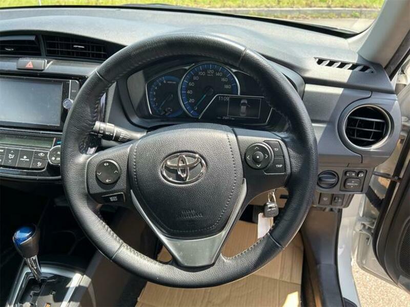 COROLLA AXIO