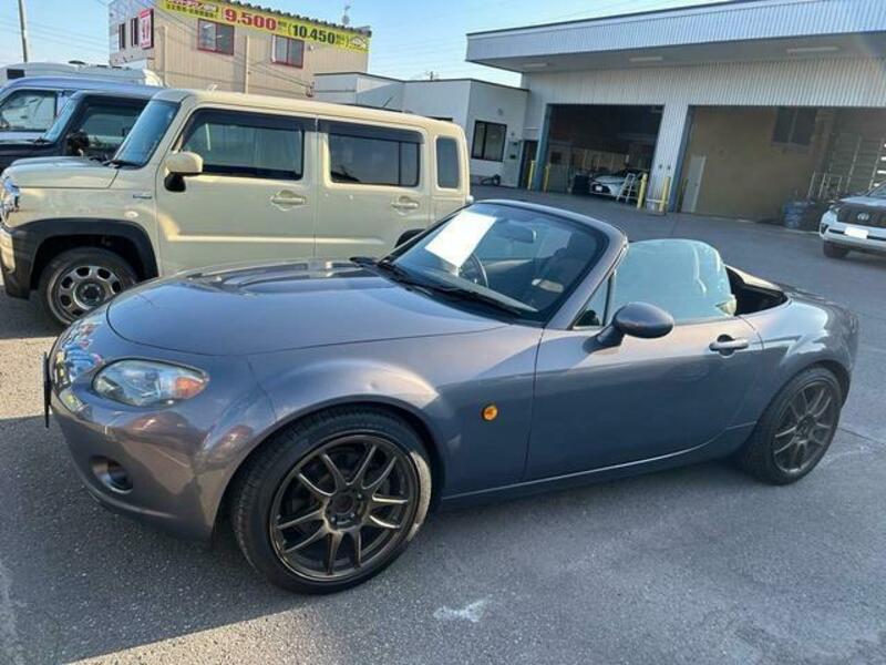 ROADSTER