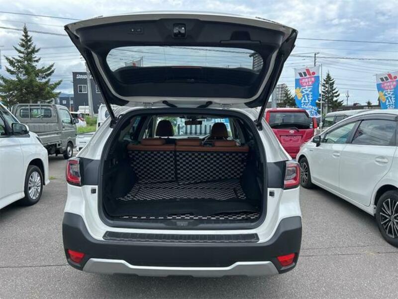 LEGACY OUTBACK