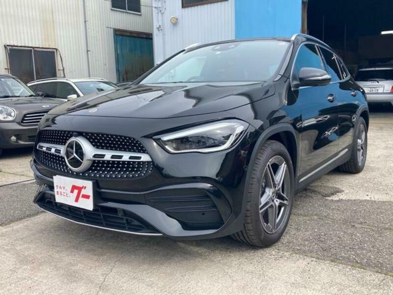 MERCEDES-BENZ GLA CLASS