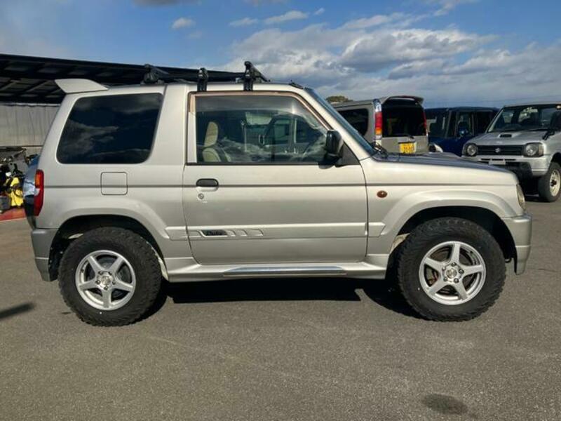 PAJERO MINI