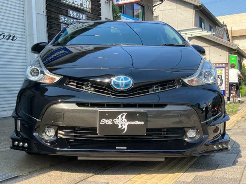 PRIUS ALPHA