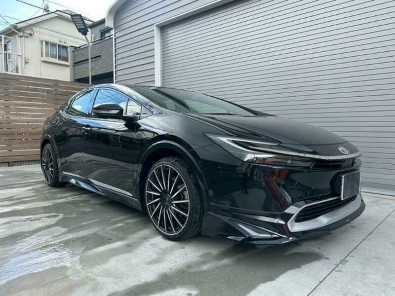 TOYOTA PRIUS