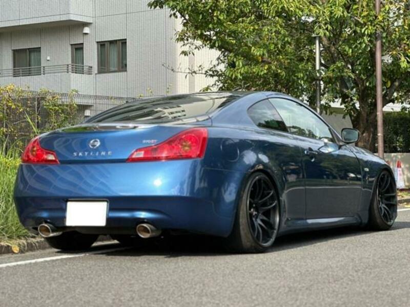 SKYLINE