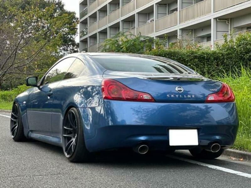 SKYLINE