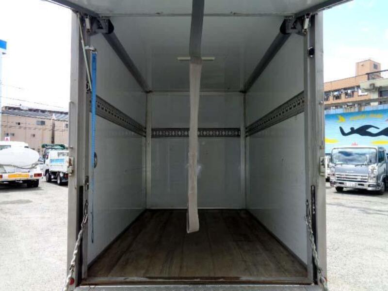 BONGO TRUCK