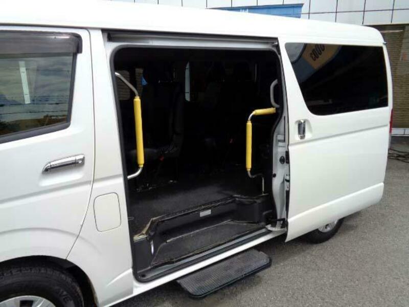 HIACE WAGON