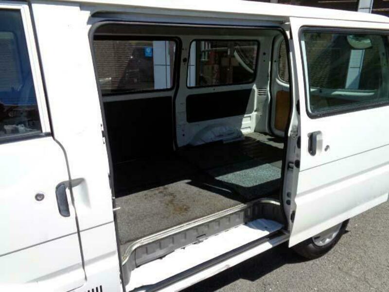 BONGO VAN