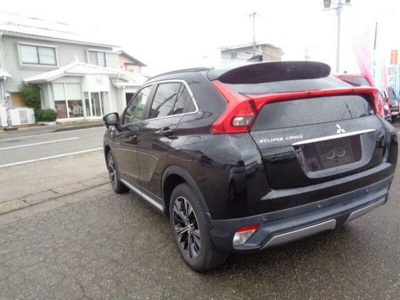ECLIPSE CROSS