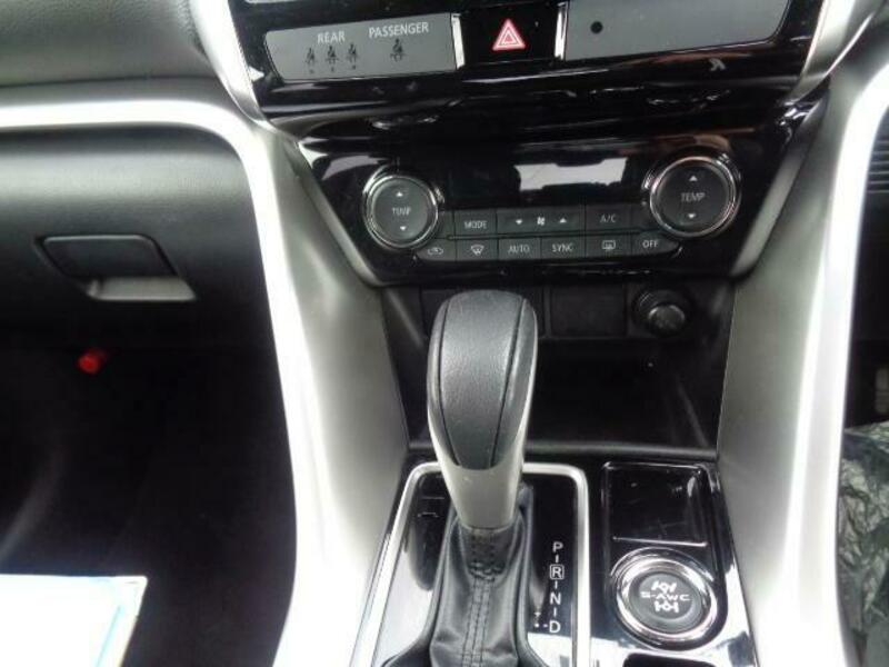 ECLIPSE CROSS