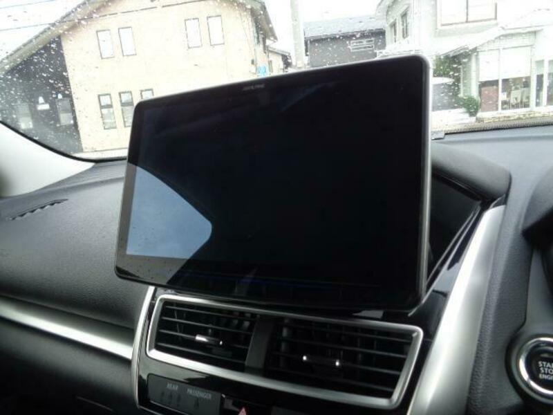 ECLIPSE CROSS