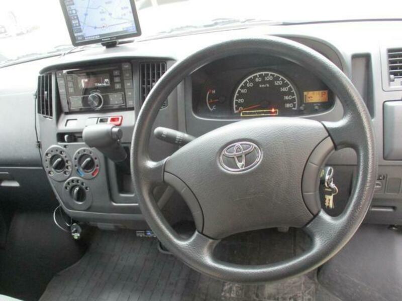TOWNACE TRUCK
