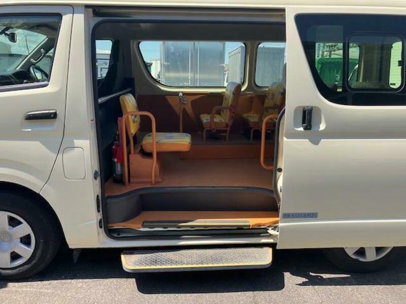 HIACE WAGON