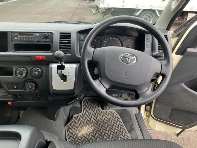 HIACE WAGON