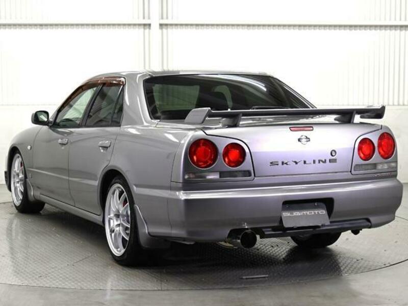 SKYLINE