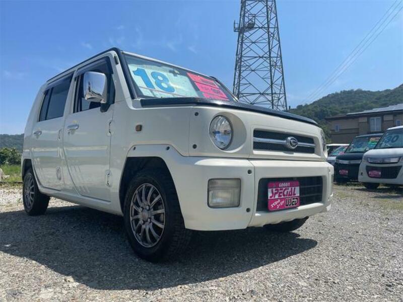 DAIHATSU NAKED