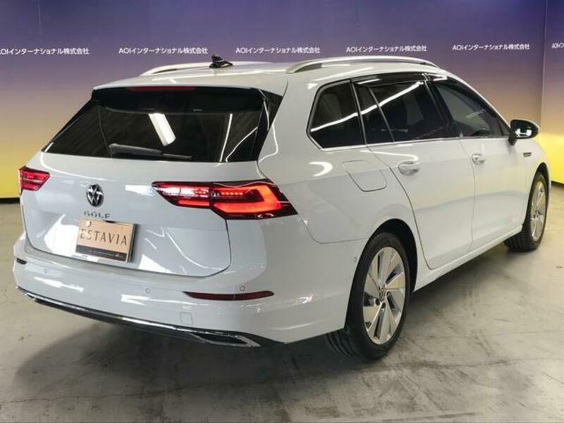 GOLF VARIANT