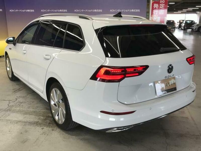 GOLF VARIANT