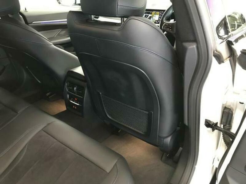 4 SERIES