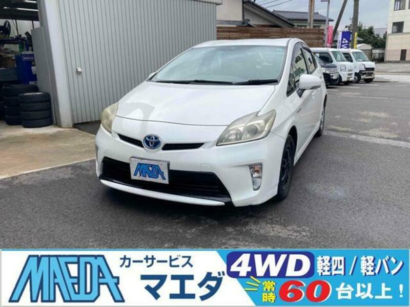 TOYOTA PRIUS